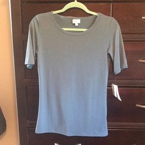 New with tags LuLaRoe Gigi top dusty blue